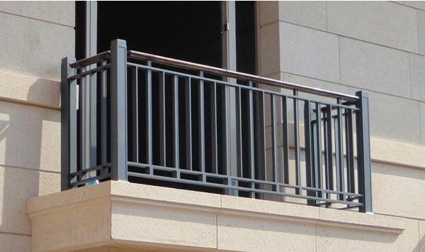 組合式陽(yáng)臺(tái)護(hù)欄圖片